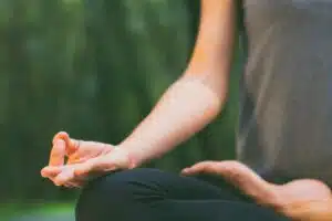 Les bénéfices de la méditation pour la santé mentale : découvrez ses effets positifs
