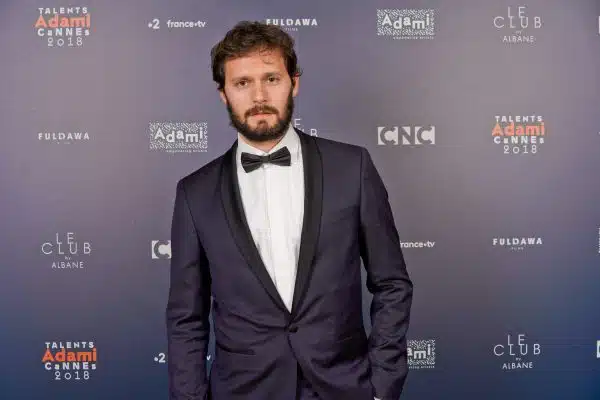 Hugo Becker : biographie du comédien et auteur