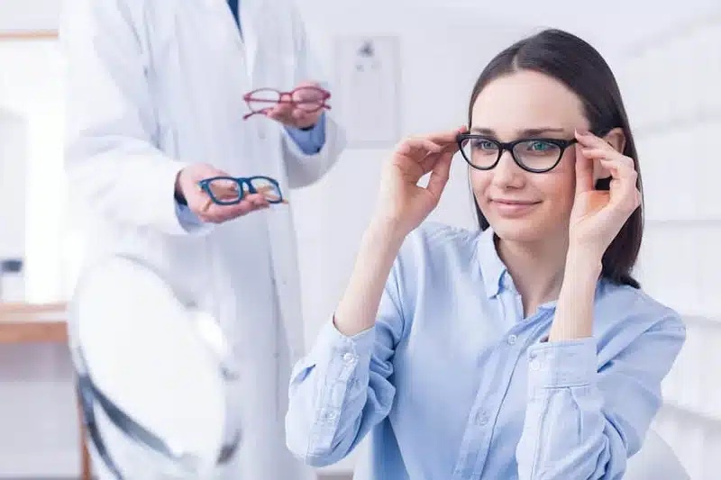 Les raisons d’aller consulter un opticien