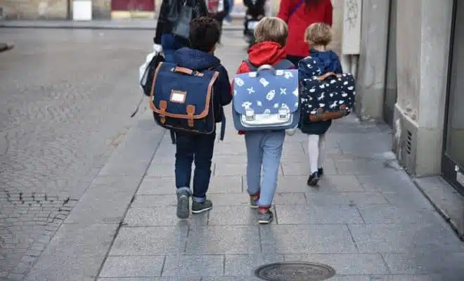 Comment bien choisir un cartable à roulettes pour enfants ?