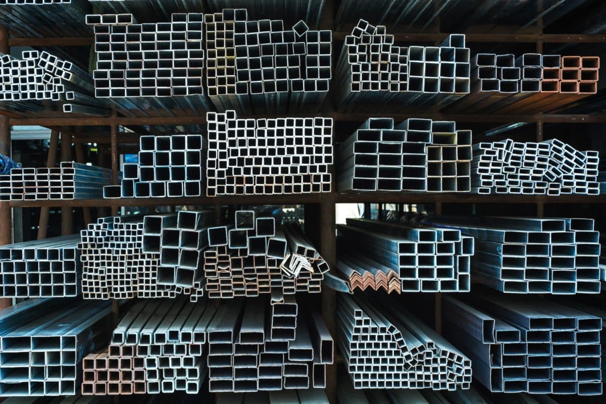 Quels sont les facteurs qui influencent le prix de la ferraille à la tonne