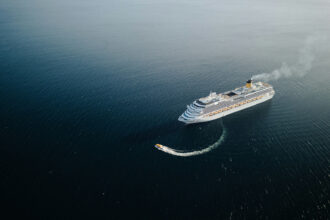 Comparatif : les compagnies de croisière idéales pour une aventure en famille
