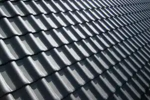 La tuile solaire Tesla : une révolution esthétique et écologique pour votre toit