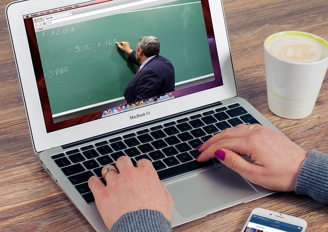 Formation en ligne : la clé de votre succès avec Studi